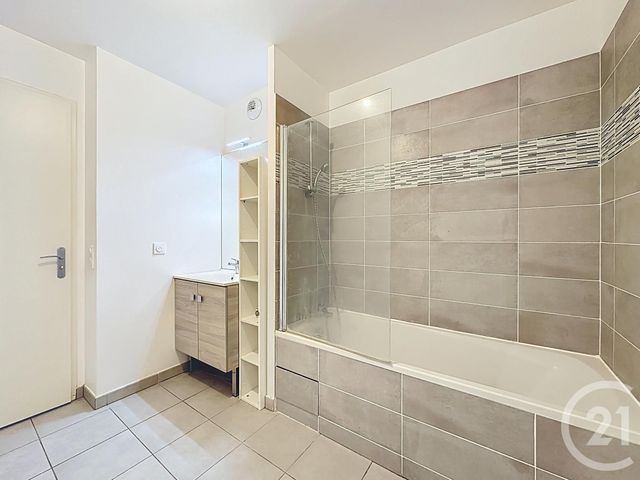 Appartement F3 à louer - 3 pièces - 57.86 m2 - EGLY - 91 - ILE-DE-FRANCE - Century 21 Agence Prévost