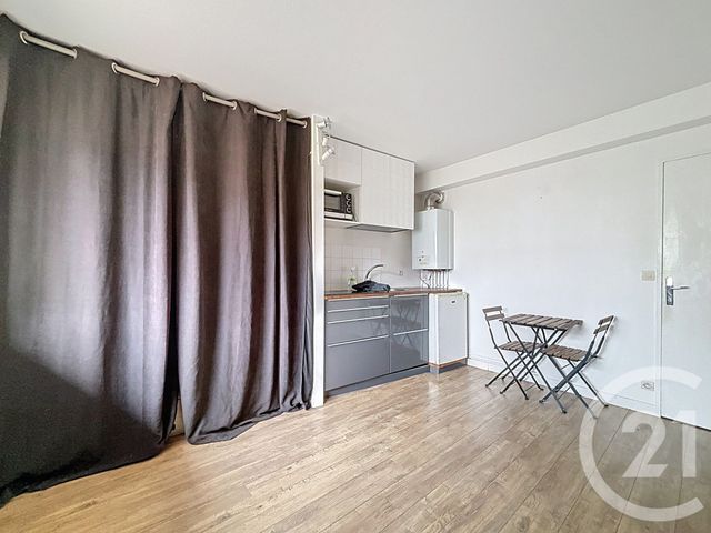Appartement F1 à vendre - 1 pièce - 26.6 m2 - PARIS - 75011 - ILE-DE-FRANCE - Century 21 Agence Prévost