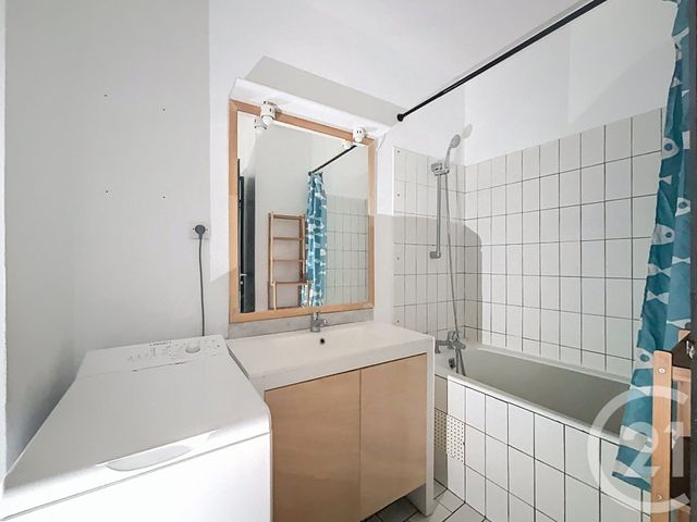 Appartement F1 à vendre - 1 pièce - 26.6 m2 - PARIS - 75011 - ILE-DE-FRANCE - Century 21 Agence Prévost