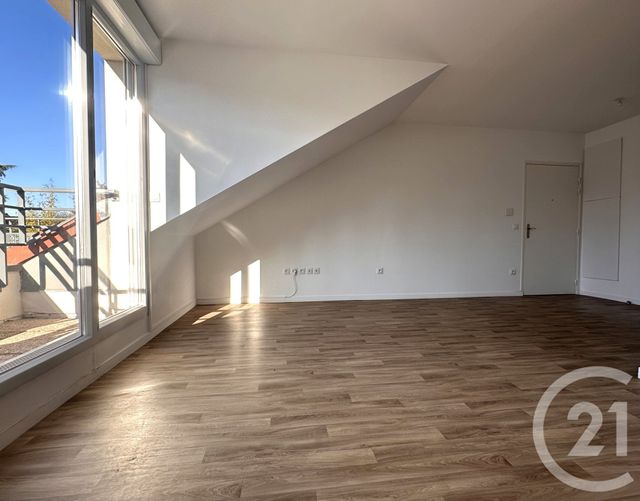 Appartement F2 à louer - 2 pièces - 48.32 m2 - LONGJUMEAU - 91 - ILE-DE-FRANCE - Century 21 Agence Prévost