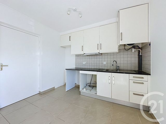 Appartement F2 à louer - 2 pièces - 35.16 m2 - STE GENEVIEVE DES BOIS - 91 - ILE-DE-FRANCE - Century 21 Agence Prévost