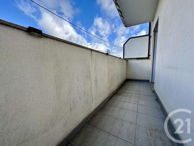 Appartement F3 à louer - 3 pièces - 55.26 m2 - STE GENEVIEVE DES BOIS - 91 - ILE-DE-FRANCE - Century 21 Agence Prévost