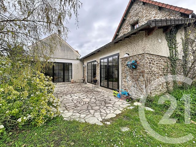 maison à louer - 5 pièces - 122.78 m2 - STE GENEVIEVE DES BOIS - 91 - ILE-DE-FRANCE - Century 21 Agence Prévost
