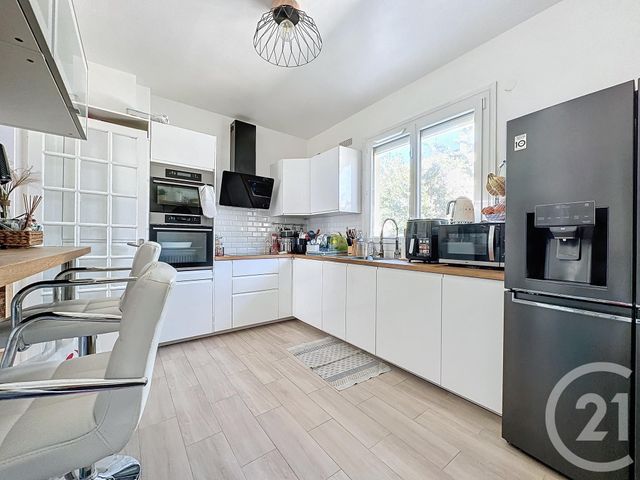 maison à louer - 7 pièces - 183.97 m2 - STE GENEVIEVE DES BOIS - 91 - ILE-DE-FRANCE - Century 21 Agence Prévost