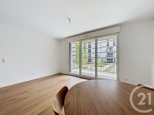 Appartement T2 à louer - 2 pièces - 45.89 m2 - BAGNEUX - 92 - ILE-DE-FRANCE - Century 21 Agence Prévost