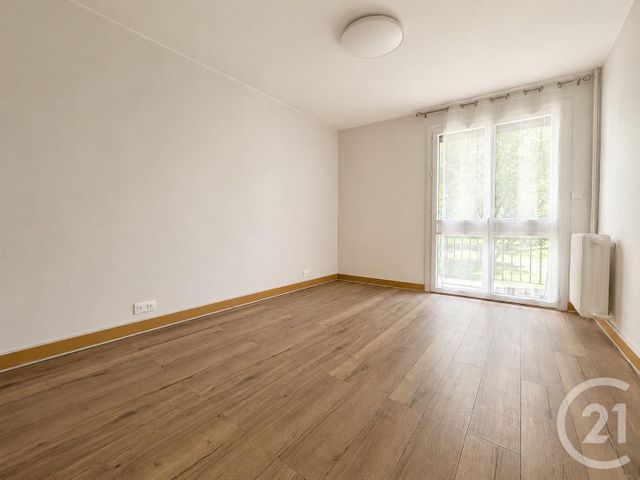 Appartement F4 à louer - 4 pièces - 71.59 m2 - STE GENEVIEVE DES BOIS - 91 - ILE-DE-FRANCE - Century 21 Agence Prévost
