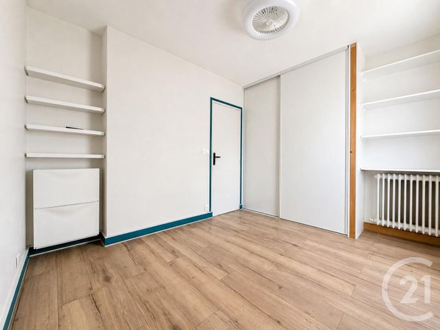 Appartement F4 à louer - 4 pièces - 71.59 m2 - STE GENEVIEVE DES BOIS - 91 - ILE-DE-FRANCE - Century 21 Agence Prévost