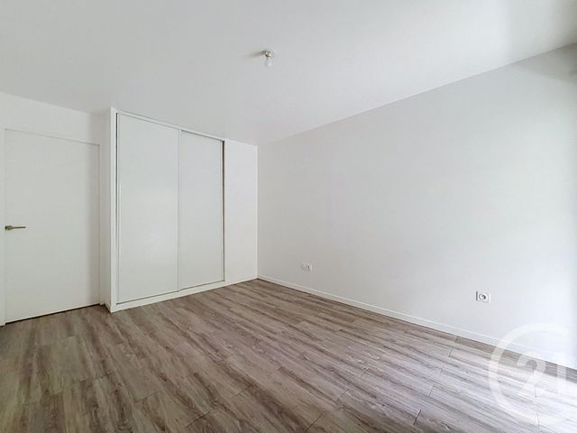 Appartement T3 à vendre - 3 pièces - 60.5 m2 - MASSY - 91 - ILE-DE-FRANCE - Century 21 Agence Prévost