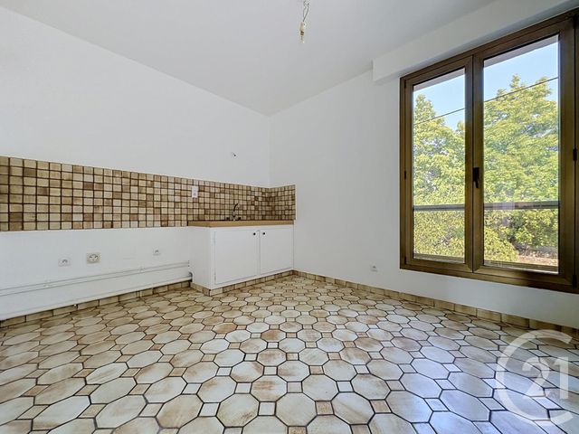 Appartement F2 à vendre - 2 pièces - 51.6 m2 - ETAMPES - 91 - ILE-DE-FRANCE - Century 21 Agence Prévost