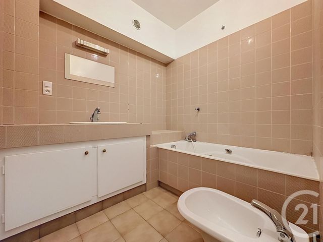 Appartement F2 à vendre - 2 pièces - 51.6 m2 - ETAMPES - 91 - ILE-DE-FRANCE - Century 21 Agence Prévost