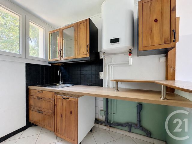 Appartement F2 à louer - 2 pièces - 38.36 m2 - STE GENEVIEVE DES BOIS - 91 - ILE-DE-FRANCE - Century 21 Agence Prévost