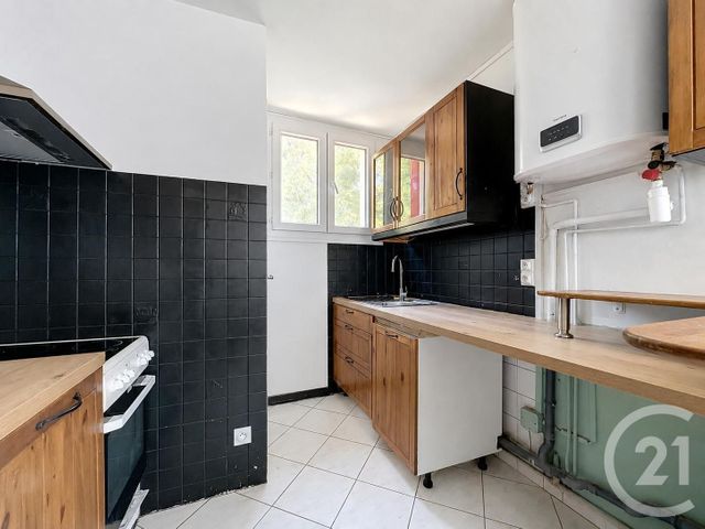 Appartement F2 à louer - 2 pièces - 38.36 m2 - STE GENEVIEVE DES BOIS - 91 - ILE-DE-FRANCE - Century 21 Agence Prévost