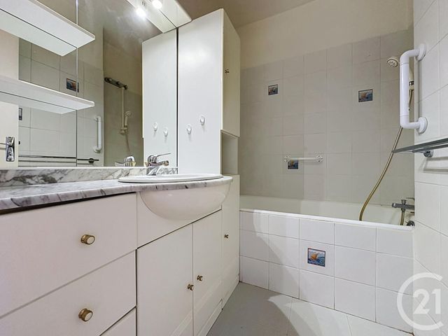 Appartement F3 à louer - 3 pièces - 61.57 m2 - LONGJUMEAU - 91 - ILE-DE-FRANCE - Century 21 Agence Prévost