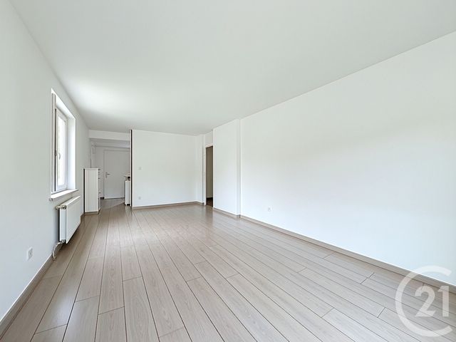 Appartement F3 à louer - 3 pièces - 65.99 m2 - STE GENEVIEVE DES BOIS - 91 - ILE-DE-FRANCE - Century 21 Agence Prévost