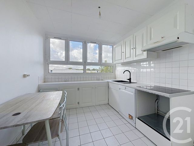 Appartement F3 à louer - 3 pièces - 79.85 m2 - ST MICHEL SUR ORGE - 91 - ILE-DE-FRANCE - Century 21 Agence Prévost
