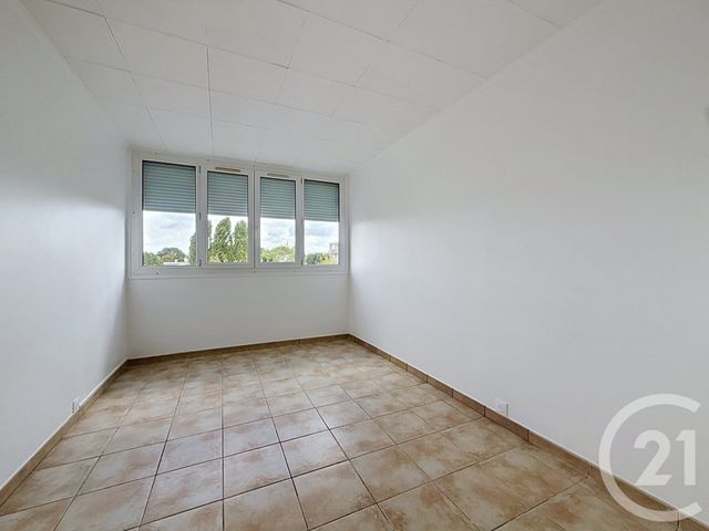 Appartement F3 à louer - 3 pièces - 79.85 m2 - ST MICHEL SUR ORGE - 91 - ILE-DE-FRANCE - Century 21 Agence Prévost
