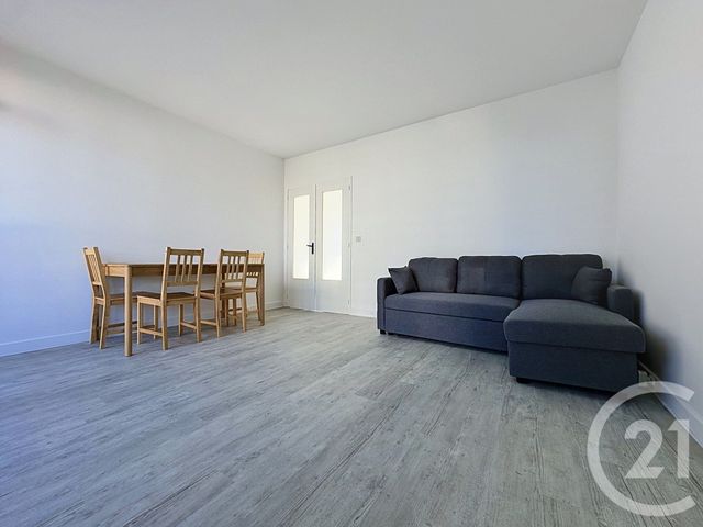 Appartement F2 à louer - 2 pièces - 52.08 m2 - ST MICHEL SUR ORGE - 91 - ILE-DE-FRANCE - Century 21 Agence Prévost